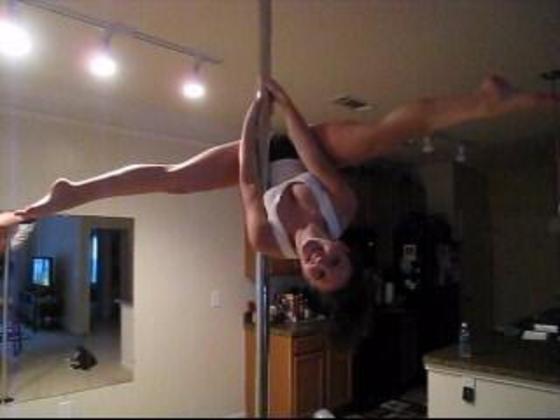 Profile photo of robynr1984