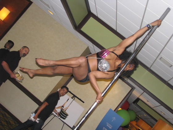 Profile photo of ElleCee