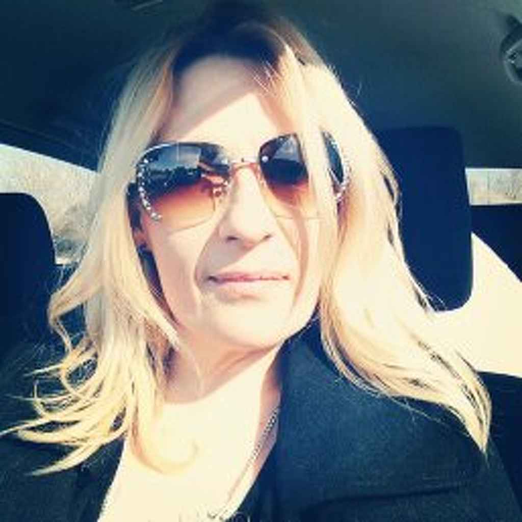 Profile photo of NewWomanNow